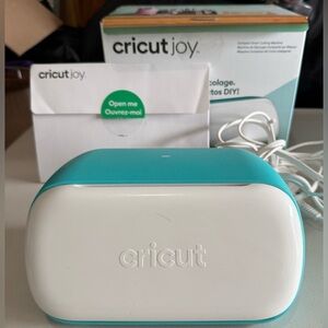 Cricut Joy Cutting Machine in Blue and White